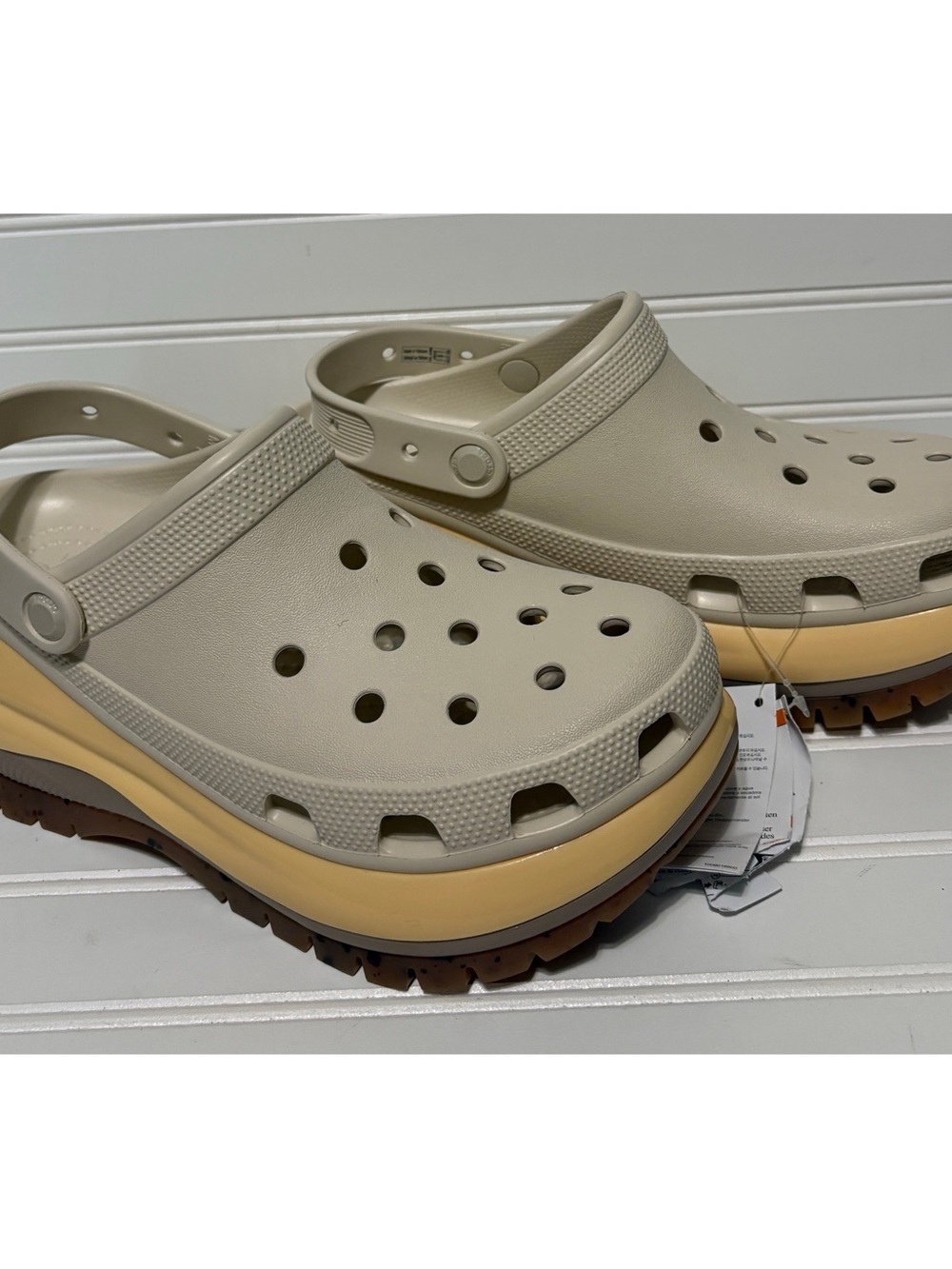CROCS Mega Crush Clog Chunky Slide Sandal Shoes Mens Size 8 Womens 10 NEW Almond